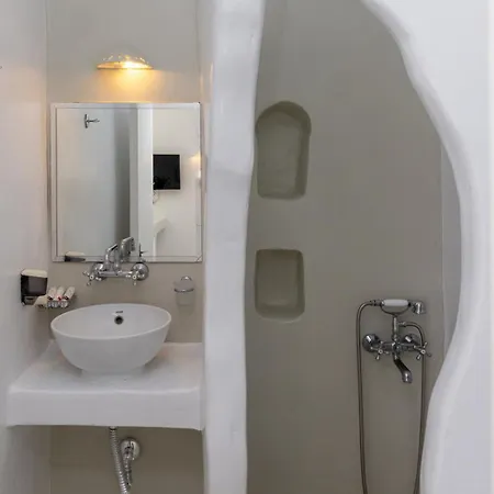 Soulmate's Tinos * Κιόνια